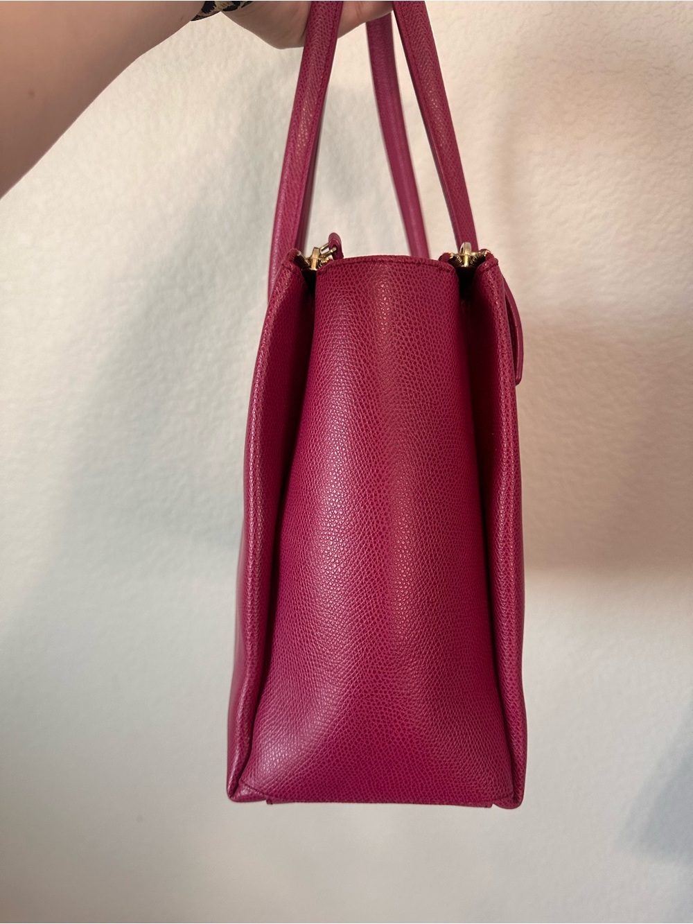 Furla Lotus Tote Bag in Vibrant Rose Pink Textured Leather EUC - Picture 4 of 10